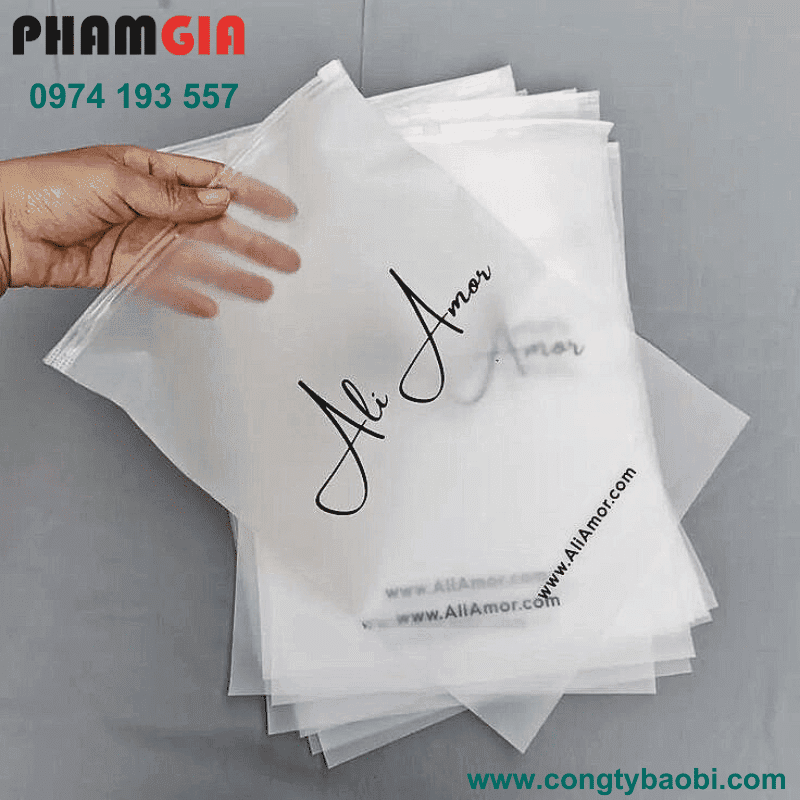 Phạm Gia cung cấp túi ni lông đựng quần áo đạt chuẩn chất lượng cao